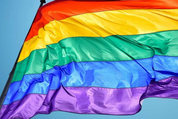 #BibliotecasCCSP: conteúdos para ler e debater questões LGBTQIA+