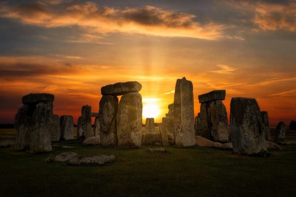 #CCSPindica: Stonehenge transmite solstício de verão ao vivo