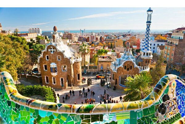 #CCSPindica: conheça a arquitetura de Gaudí em tour virtual