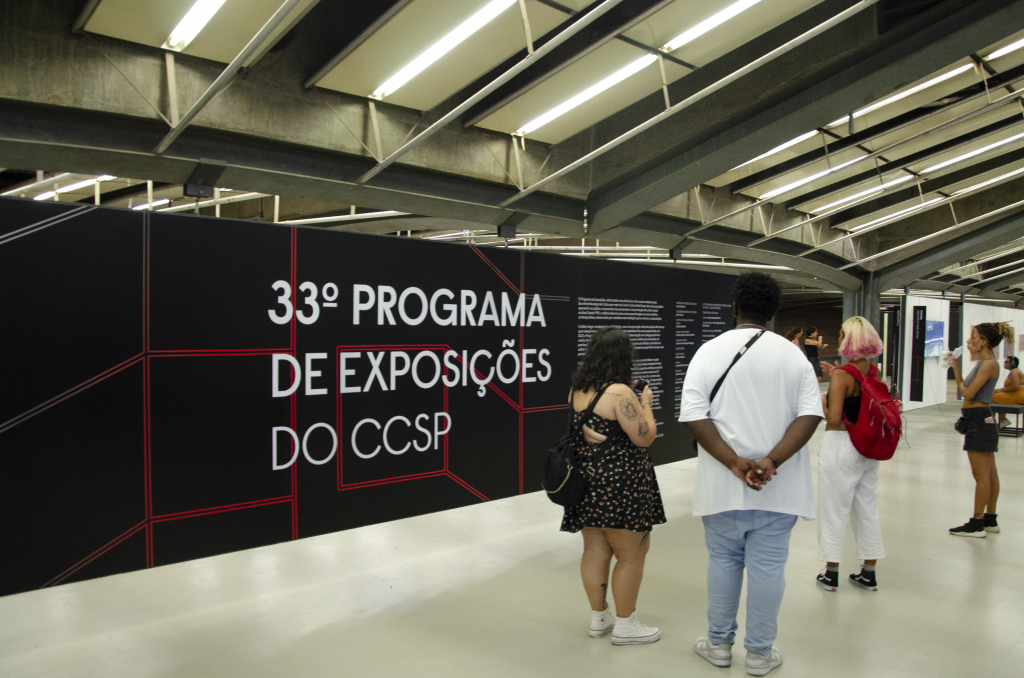 Catálogo da 33ª Mostra do Programa de Exposições | 2023-2024