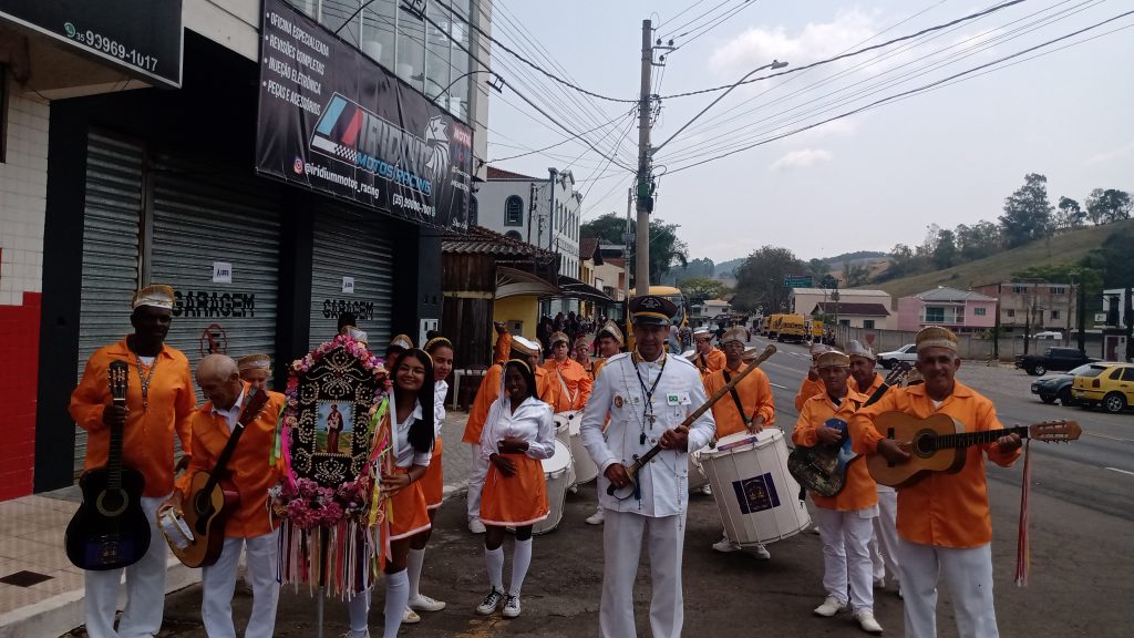 Cortejo do Terno de Congada “Rainha das Águas” e Cerimonial de devolução digital