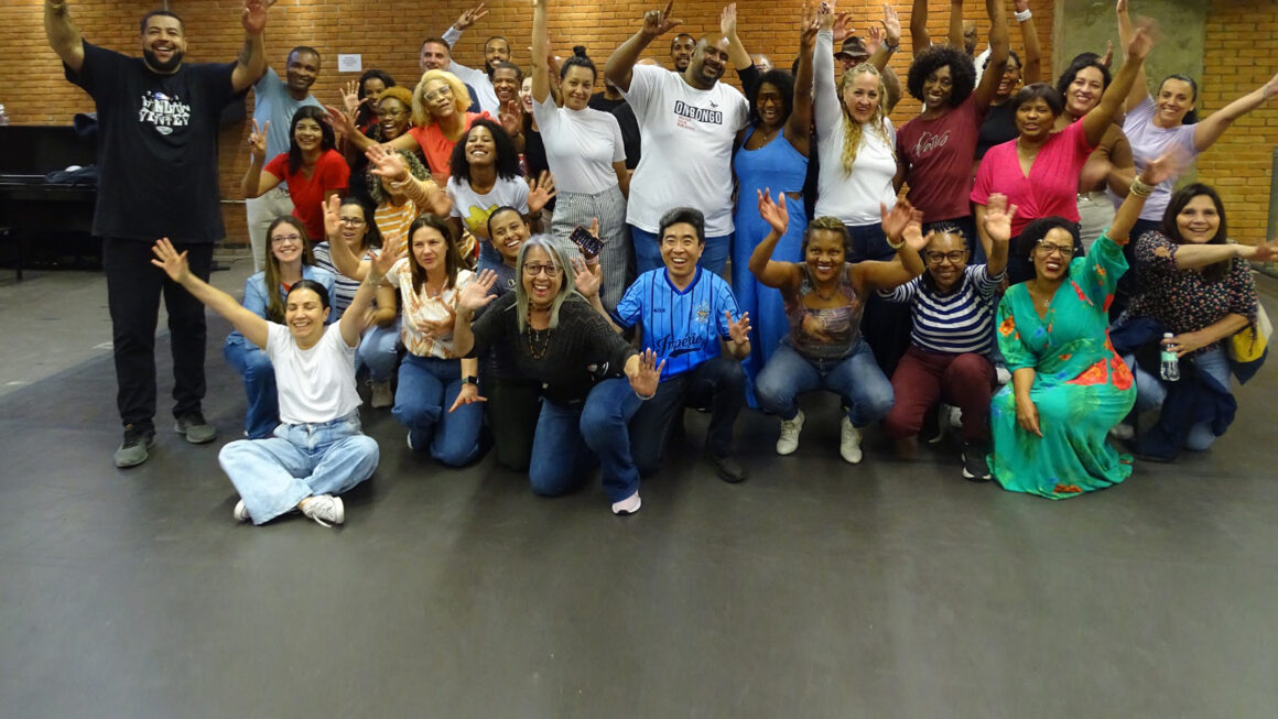 Dançarinos aproveitam curso de Samba-Rock no CCSP