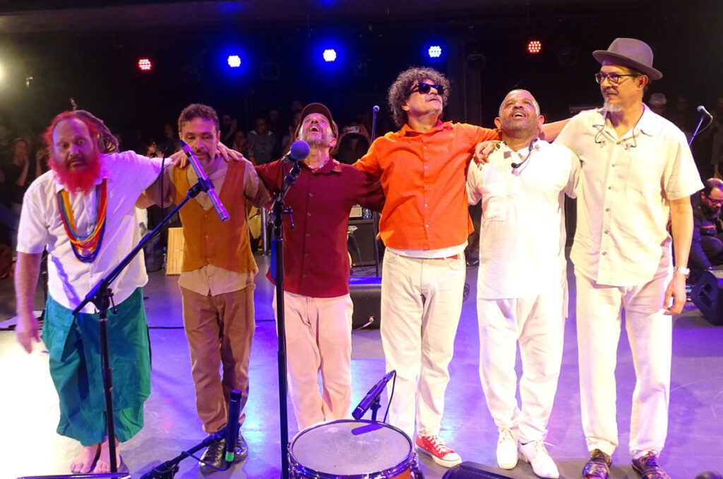 Mestre Ambrósio traz o Forró em Pé de Calçada no CCSP