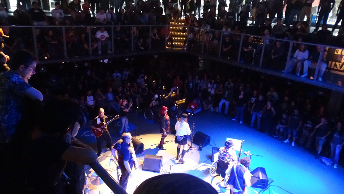 Mande in Brazil é ‘importada’ e arrebenta no CCSP