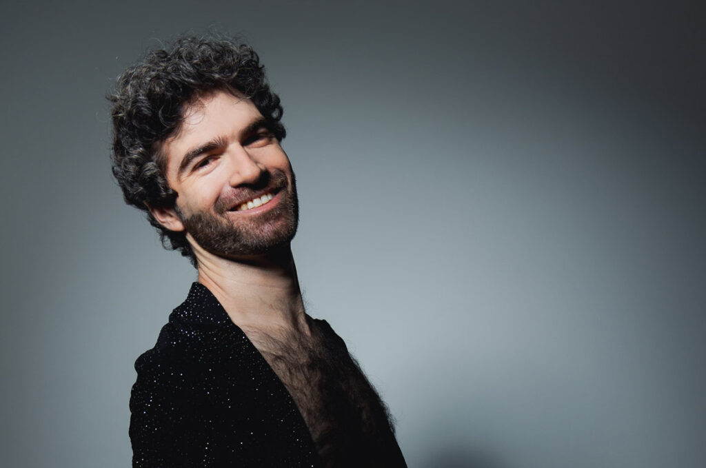 Danilo Dunas “Amor Meio Amargo”