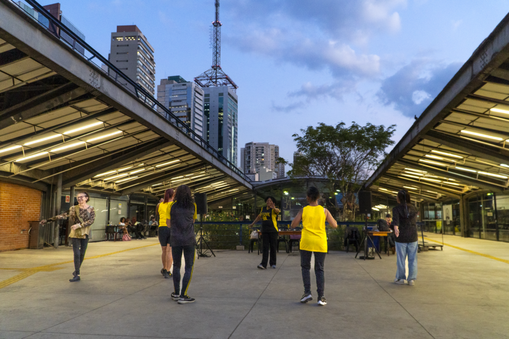 Afromix: A Dança Completa