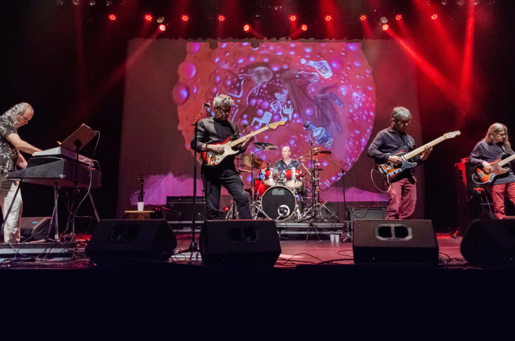 Banda Dialeto Apresenta Pandelirium